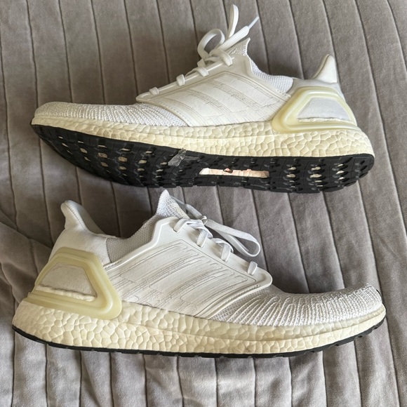 adidas men’s ultra boost 19 - Picture 4 of 9